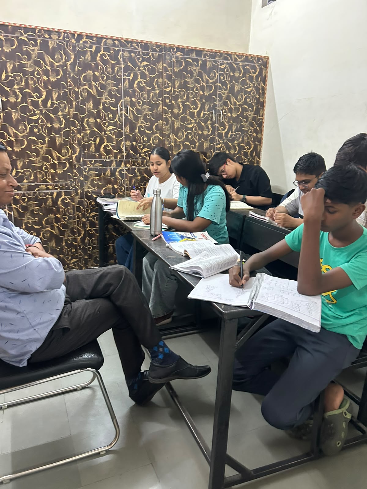 Small Batch · Live Chemistry Class